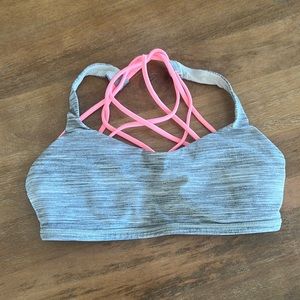 Lululemon Free to be Bra